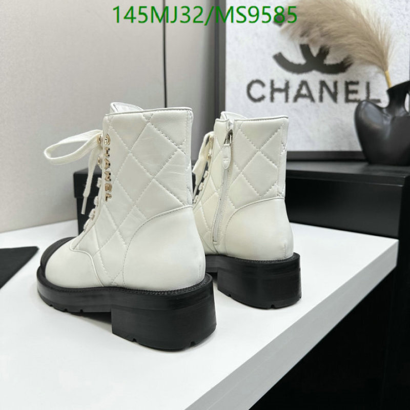 Boots-Women Shoes Code: MS9585 