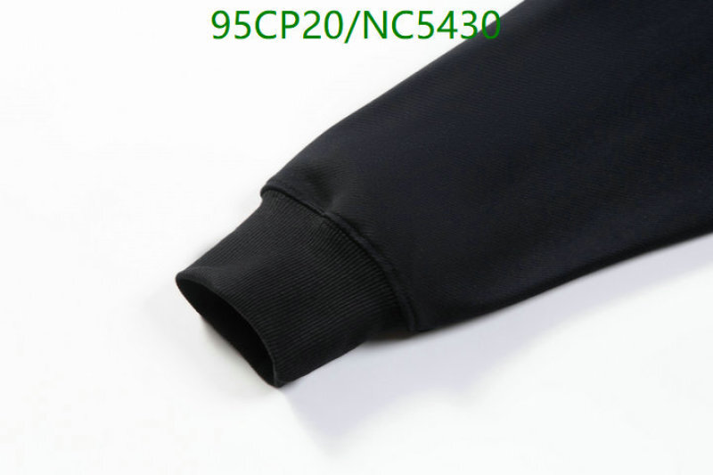 Burberry-Clothing Code: NC5430 