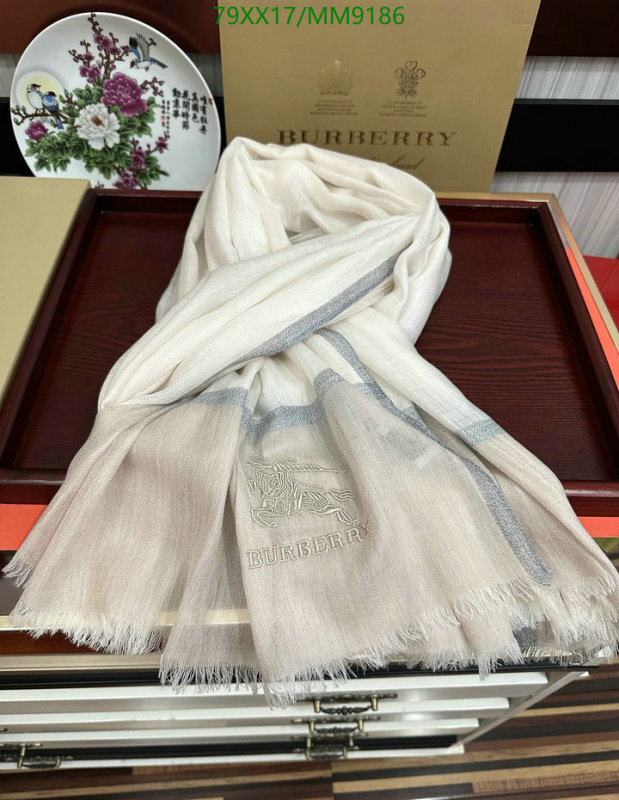 Burberry-Scarf Code: MM9186 