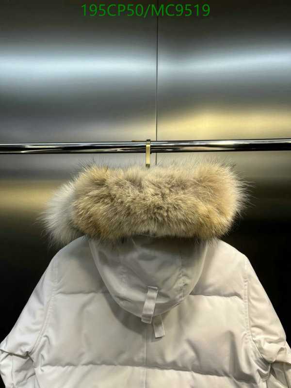 Canada Goose-Down jacket Women Code: MC9519 