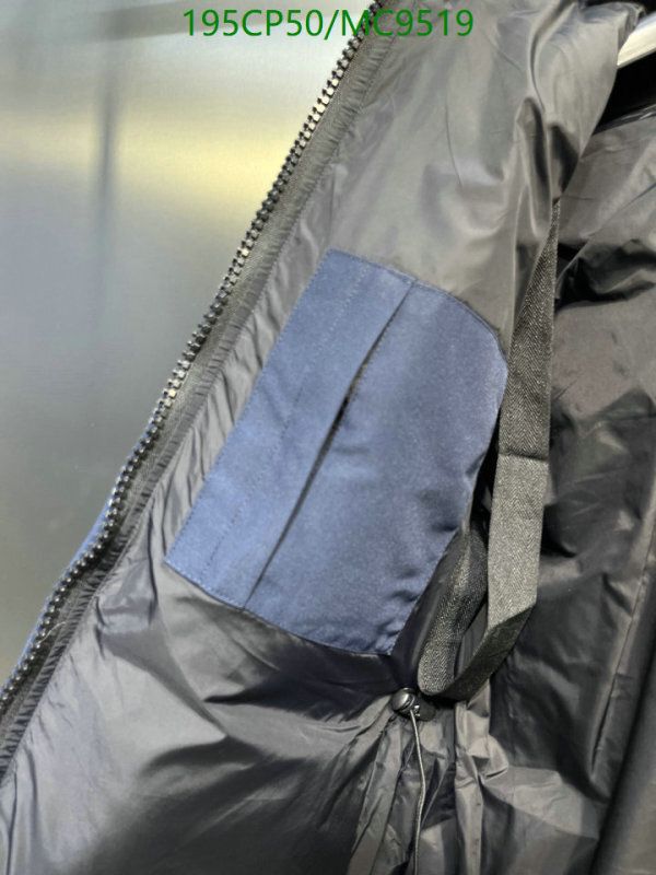 Canada Goose-Down jacket Women Code: MC9519 