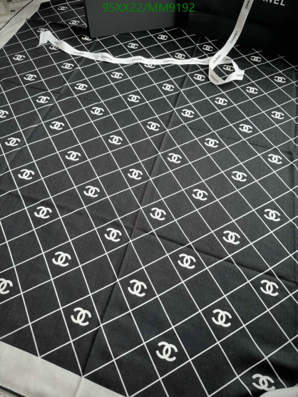 Chanel-Scarf Code: MM9192 