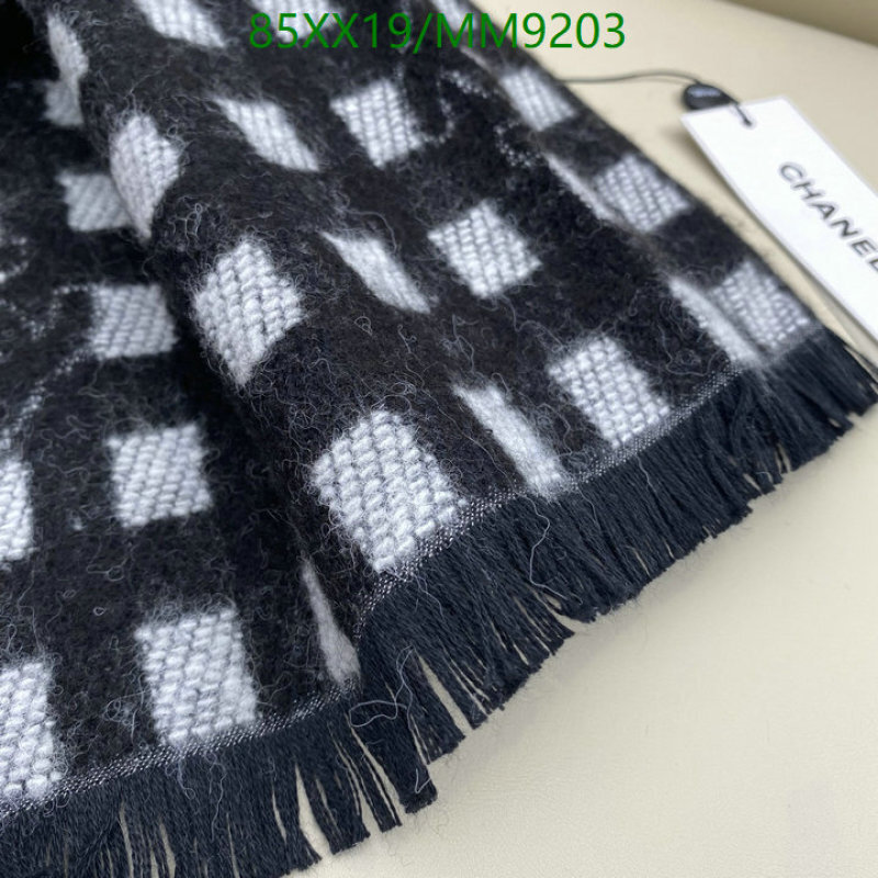 Chanel-Scarf Code: MM9203 
