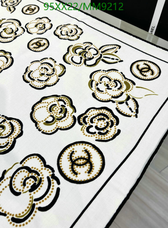 Chanel-Scarf Code: MM9212 