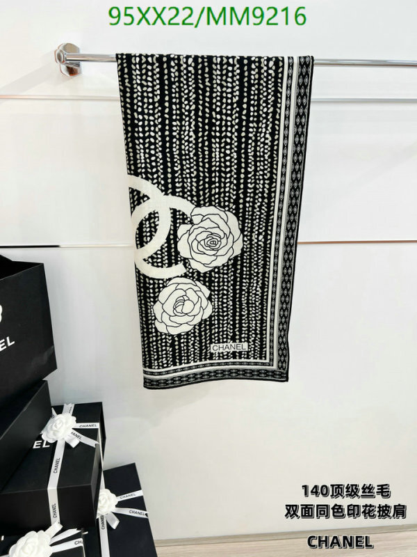 Chanel-Scarf Code: MM9216 
