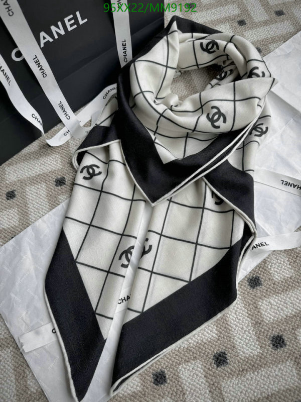 Chanel-Scarf Code: MM9192 