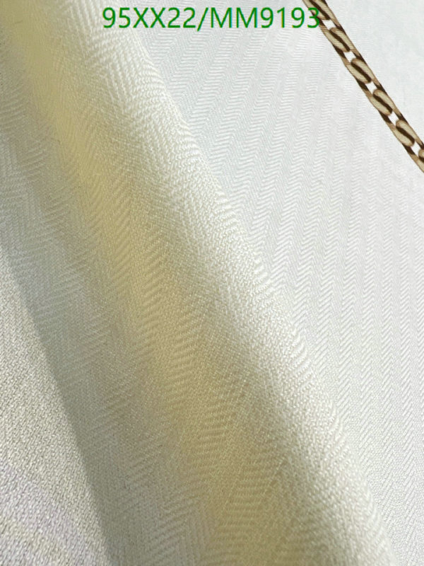 Chanel-Scarf Code: MM9193 