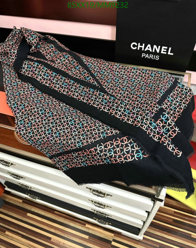 Chanel-Scarf Code: MM9232 