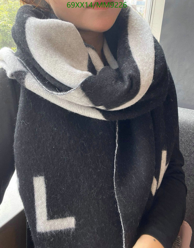 Chanel-Scarf Code: MM9226 