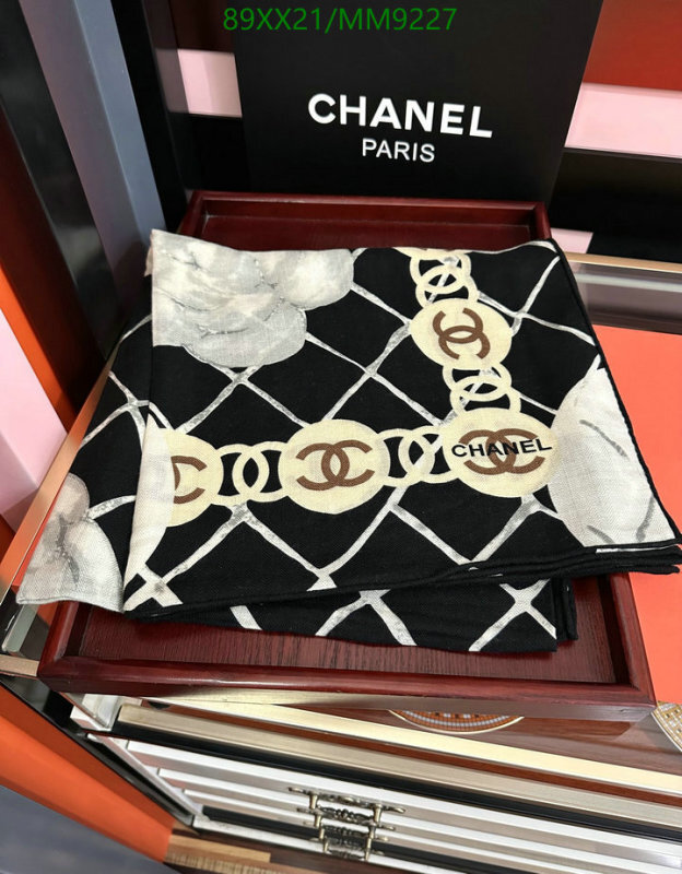Chanel-Scarf Code: MM9227 