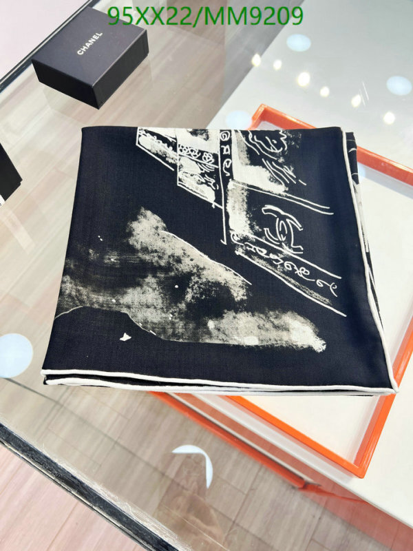 Chanel-Scarf Code: MM9209 