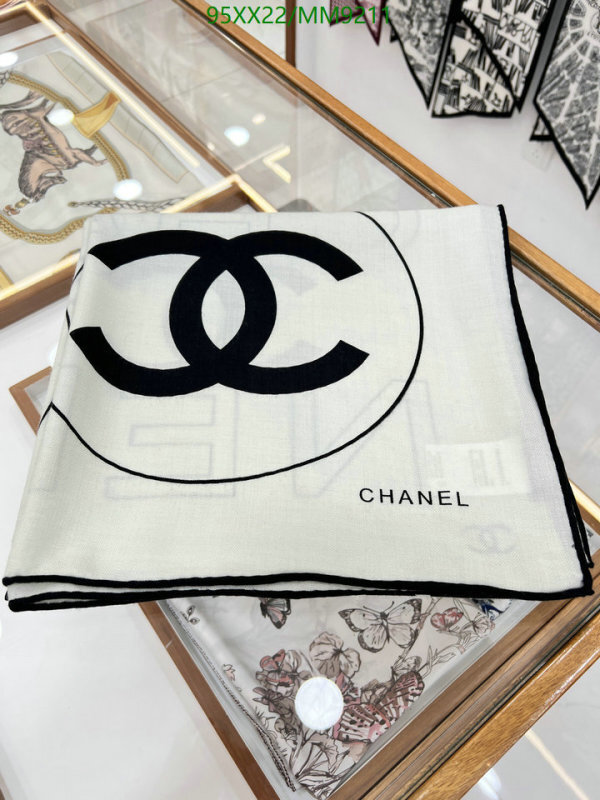 Chanel-Scarf Code: MM9211 