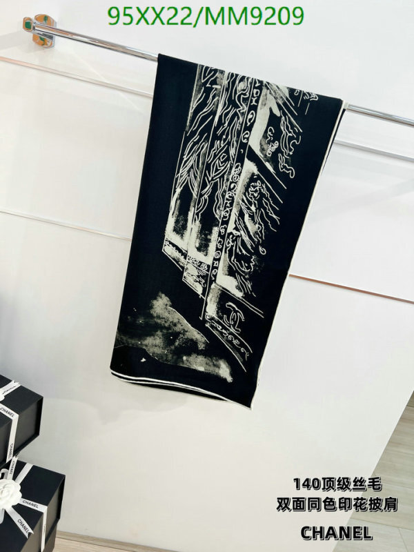 Chanel-Scarf Code: MM9209 