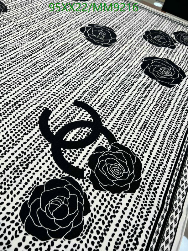 Chanel-Scarf Code: MM9216 