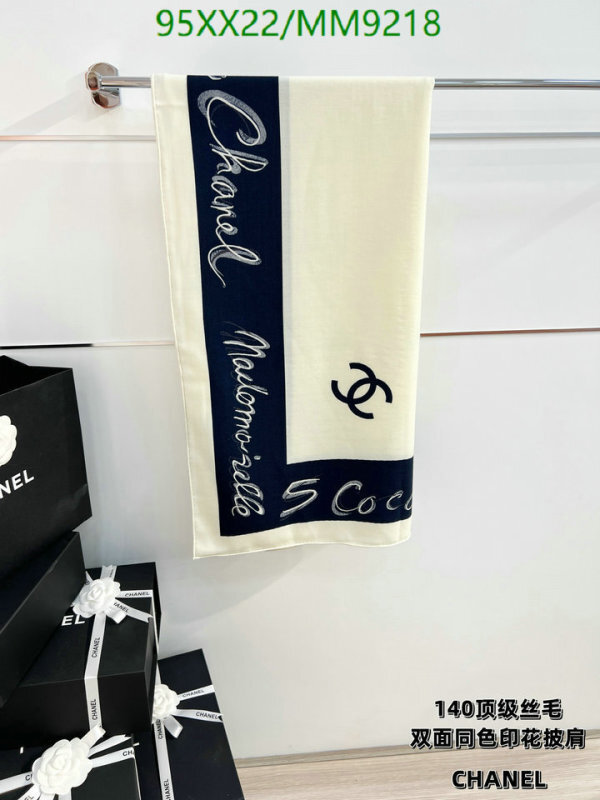 Chanel-Scarf Code: MM9218 