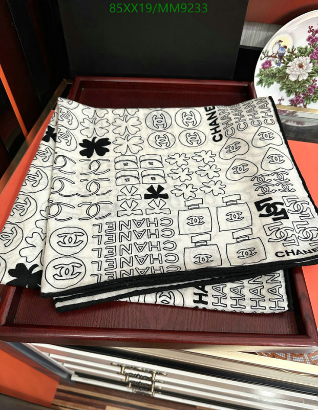 Chanel-Scarf Code: MM9233 
