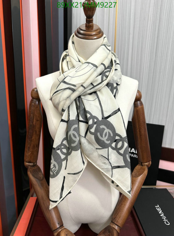 Chanel-Scarf Code: MM9227 