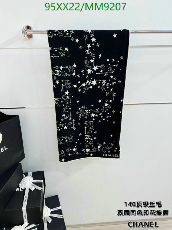 Chanel-Scarf Code: MM9207 
