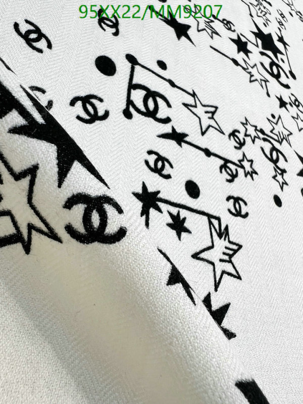 Chanel-Scarf Code: MM9207 