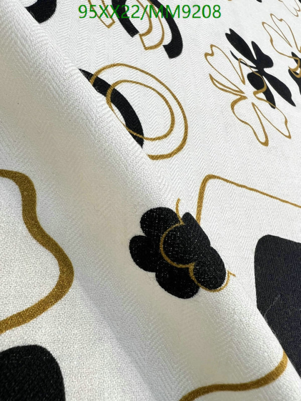 Chanel-Scarf Code: MM9208 