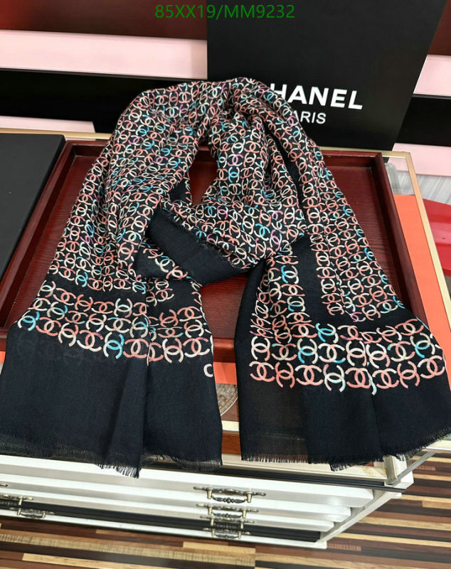 Chanel-Scarf Code: MM9232 