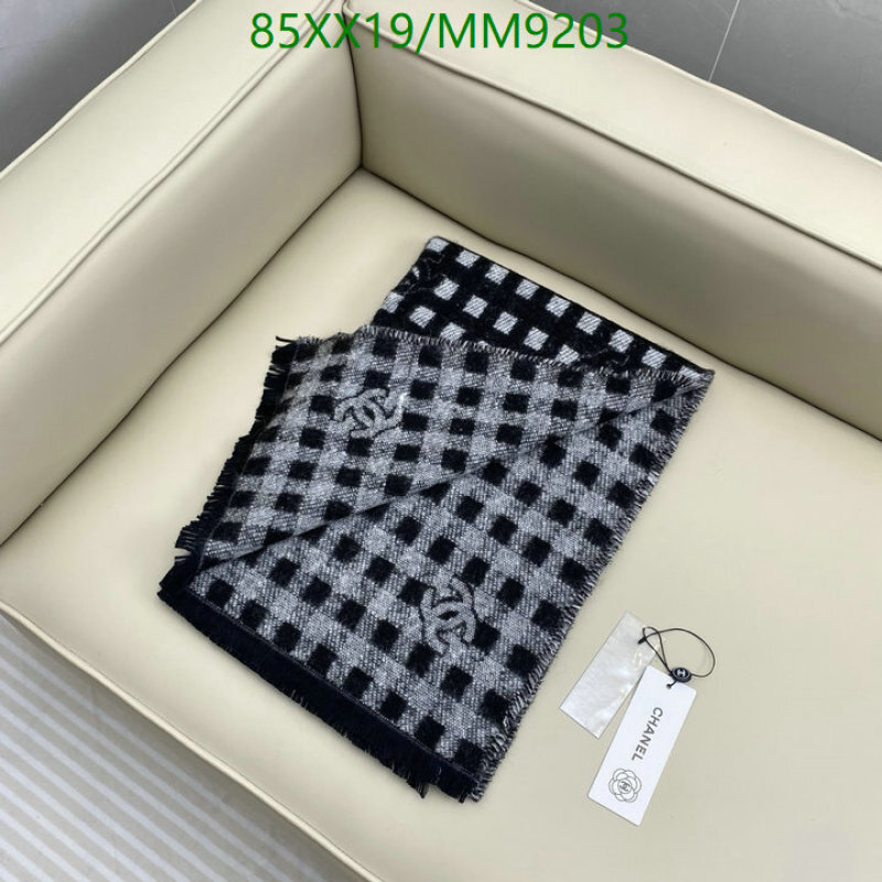 Chanel-Scarf Code: MM9203 
