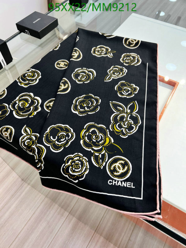Chanel-Scarf Code: MM9212 