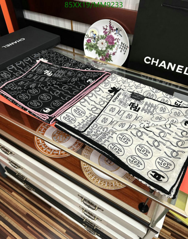 Chanel-Scarf Code: MM9233 