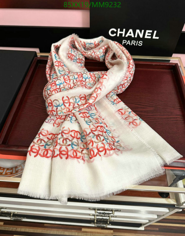 Chanel-Scarf Code: MM9232 