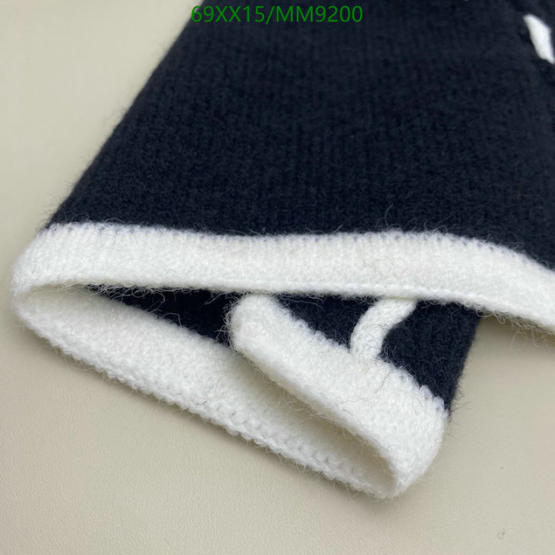 Chanel-Scarf Code: MM9200 