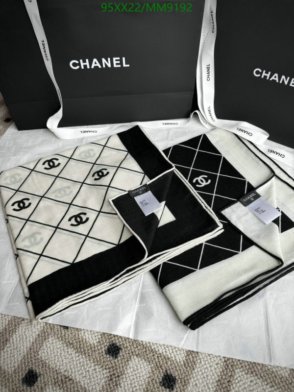Chanel-Scarf Code: MM9192 