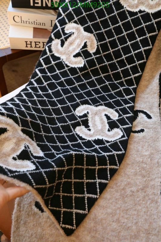 Chanel-Scarf Code: MM9205 