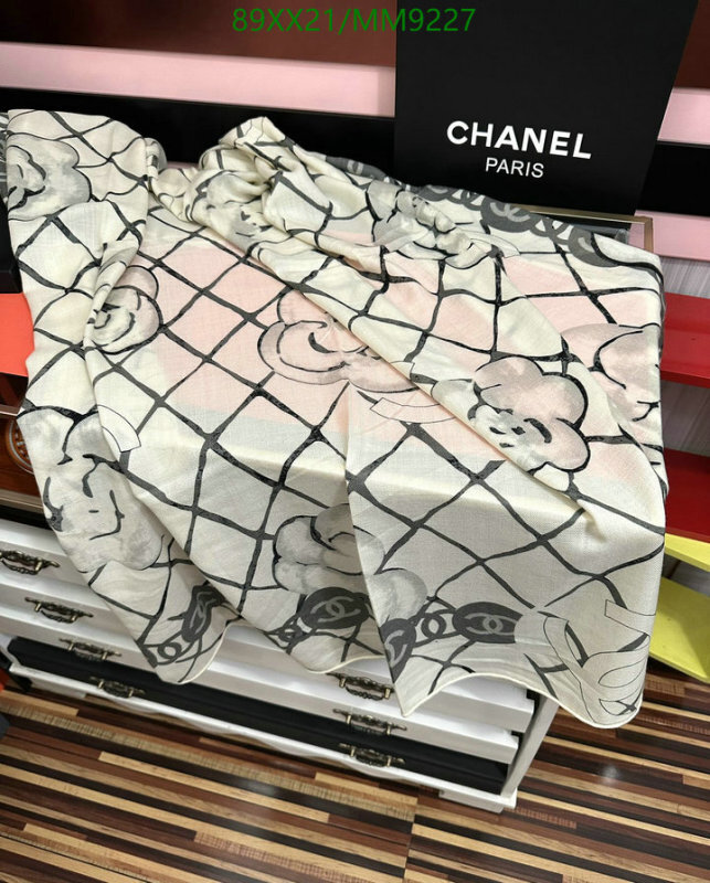 Chanel-Scarf Code: MM9227 