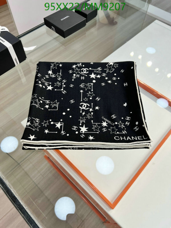 Chanel-Scarf Code: MM9207 
