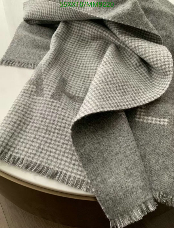 Chanel-Scarf Code: MM9220 