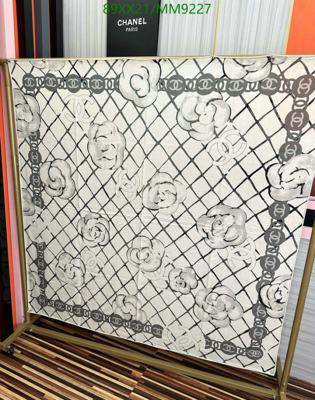 Chanel-Scarf Code: MM9227 