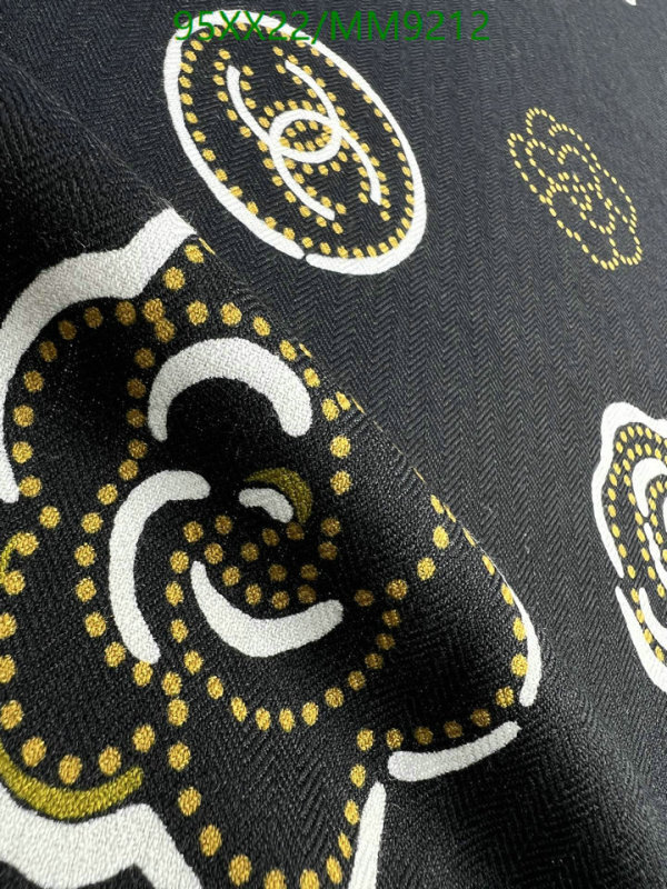 Chanel-Scarf Code: MM9212 