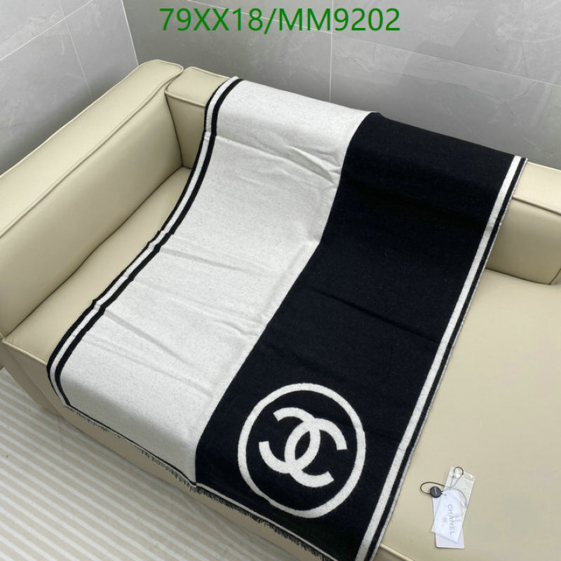 Chanel-Scarf Code: MM9202 