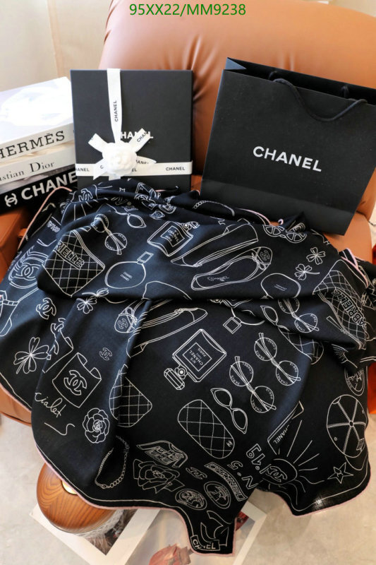 Chanel-Scarf Code: MM9238 