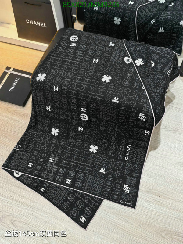 Chanel-Scarf Code: MM9235 