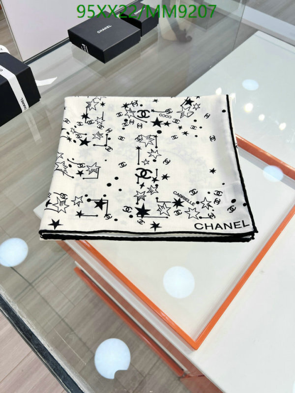 Chanel-Scarf Code: MM9207 