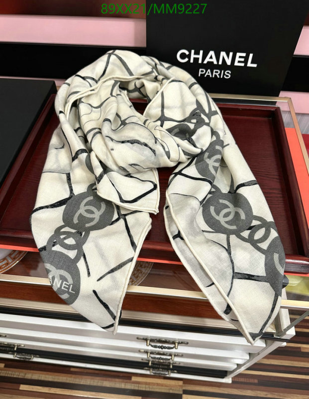 Chanel-Scarf Code: MM9227 