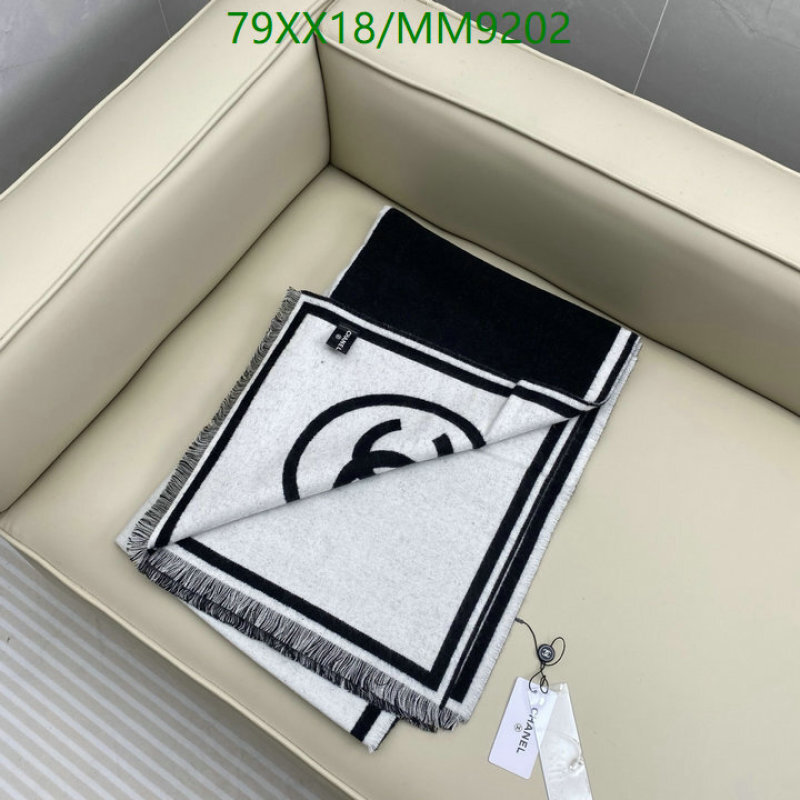 Chanel-Scarf Code: MM9202 
