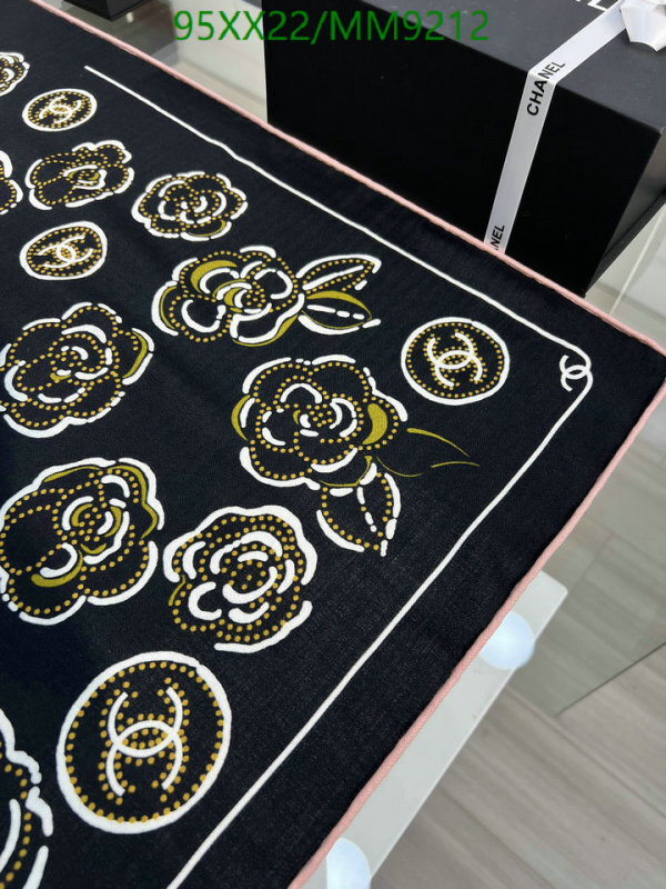 Chanel-Scarf Code: MM9212 