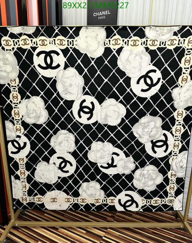Chanel-Scarf Code: MM9227 