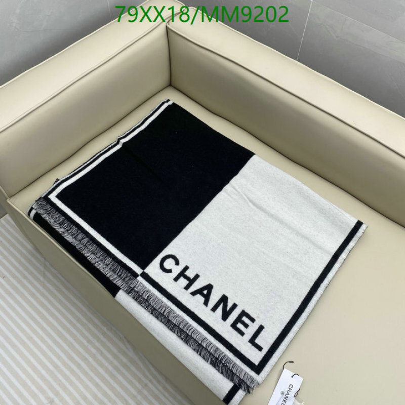 Chanel-Scarf Code: MM9202 
