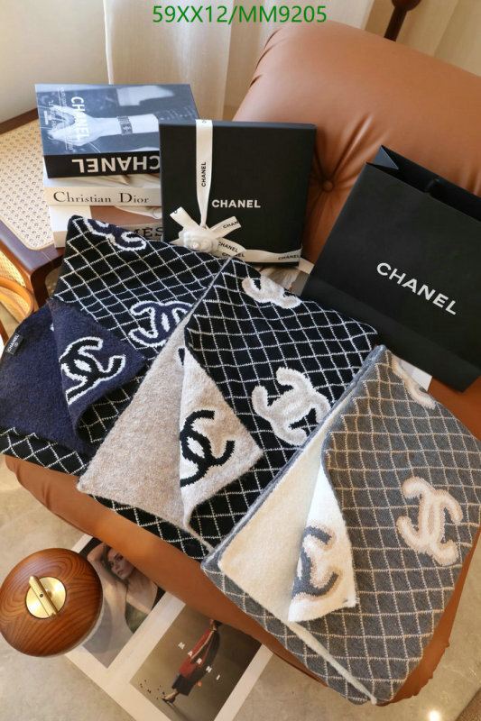 Chanel-Scarf Code: MM9205 