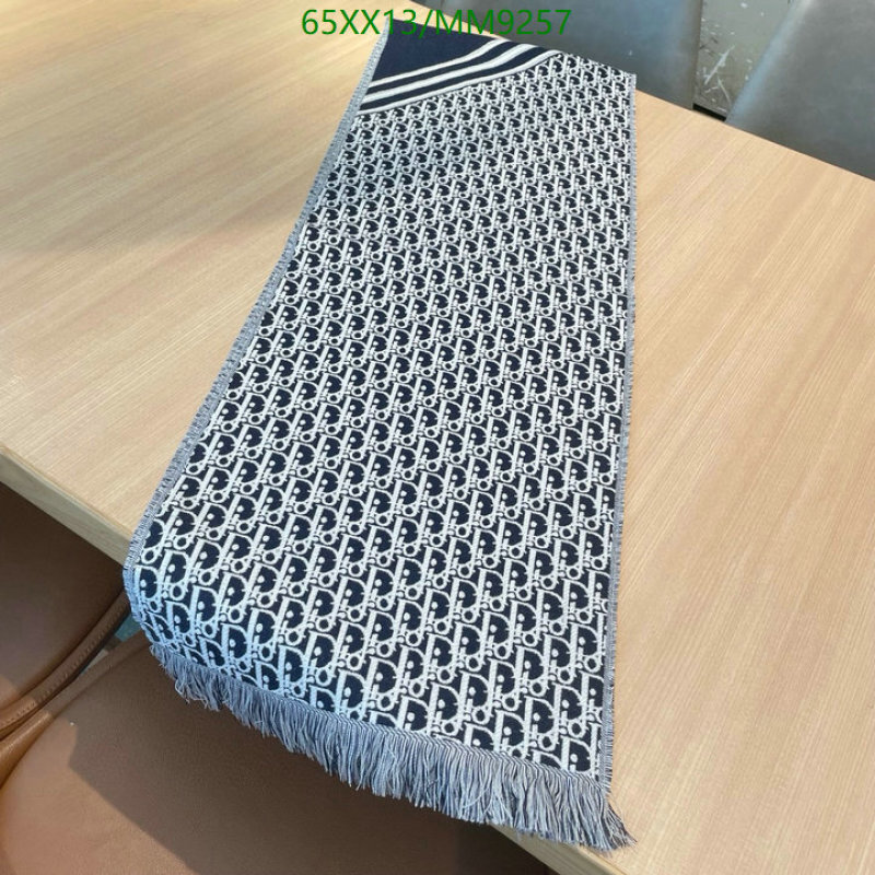 Dior-Scarf Code: MM9257 