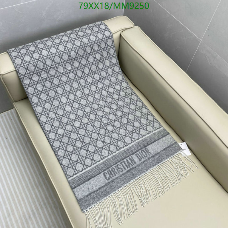 Dior-Scarf Code: MM9250 