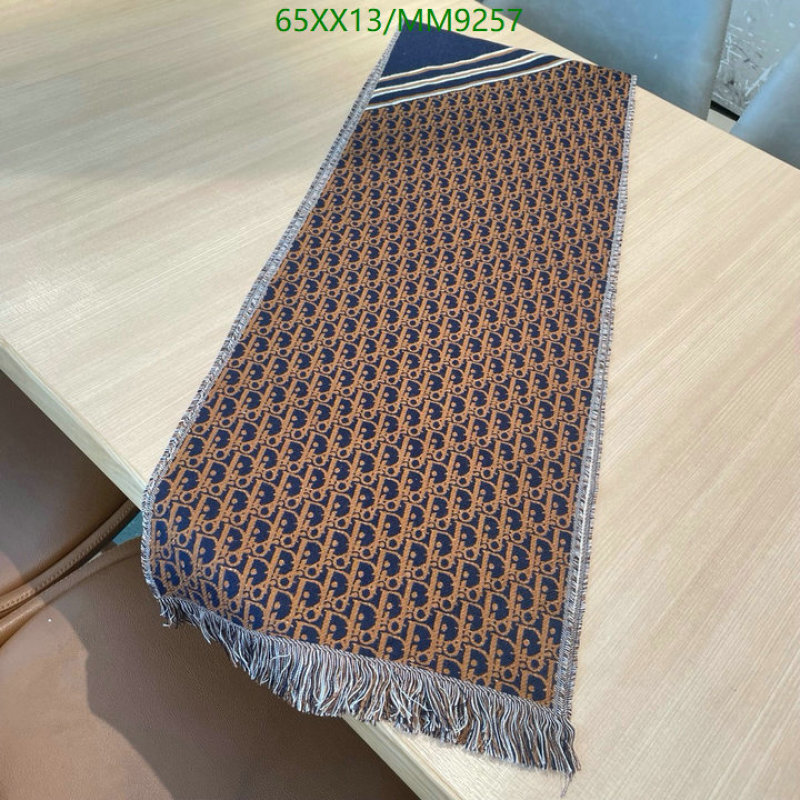 Dior-Scarf Code: MM9257 